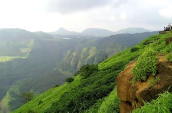 Lonavala: A Comprehensive Travel Guide for Exploring Maharashtra’s Hidden Gem